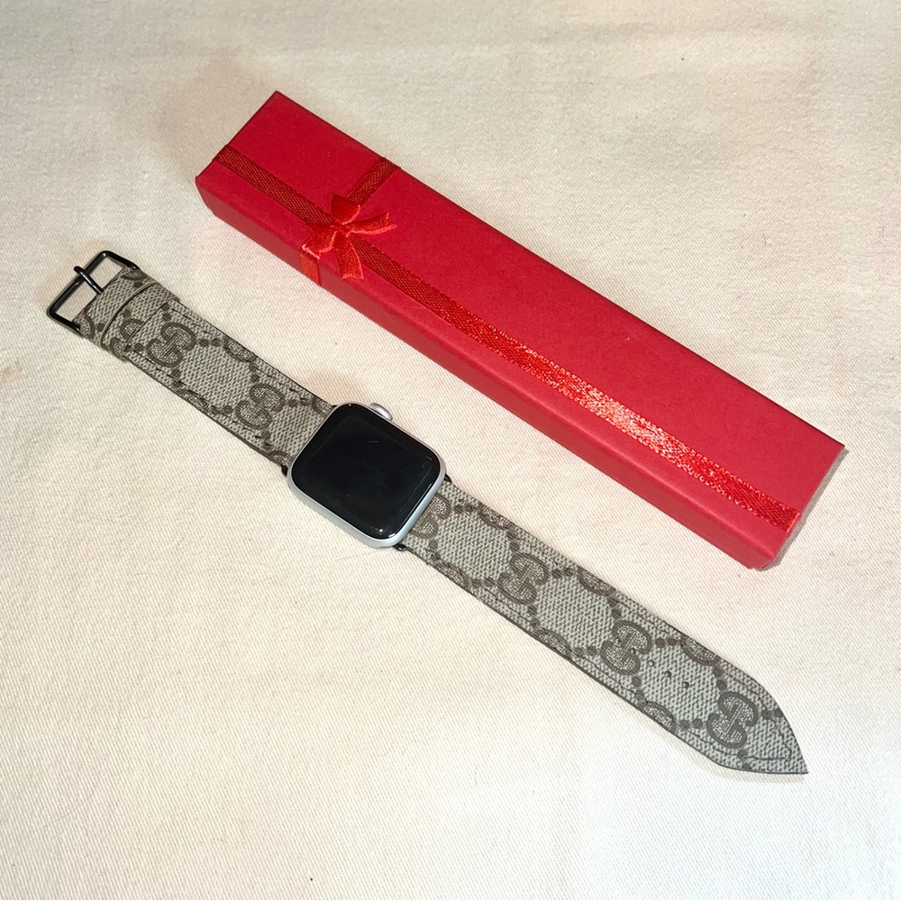 💗 Gucci Apple Watch band Handmade